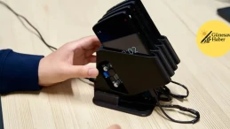 **Estonya'dan Devrim Niteliğinde Atılım: 15 Yaşındaki Akıllı Telefonlar Mini Veri Merkezlerine Dönüştürüldü**