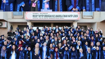 🎓 Sultangazili Gençlerin Mezuniyet Heyecanı