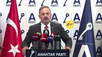 Ağıralioğlu'ndan Sert Anayasa ve Terör Eleştirisi: "Devleti 30 Silaha Teslim Ettiniz"