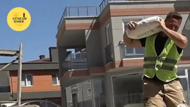 **“Okul Müdürü Amelelik Yapıp Öğrencilerine Ayakkabı Alıyor!”