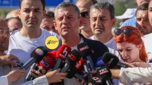 🔴 CHP Lideri Özgür Özel: “Noterlerde Delegelerimiz Olağanüstü Kongre İçin Kuyrukta”